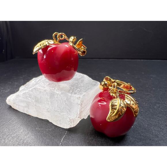 Avon "Apple A Day" Vintage Clip Earrings | Red Lucite Dangle Costume Jewelry - Picture 5 of 15
